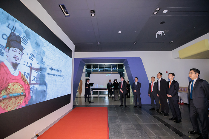 국립조세박물관, 역사 속 세금이야기 <세상만사(稅上萬事)> 특별전 개관 이미지3