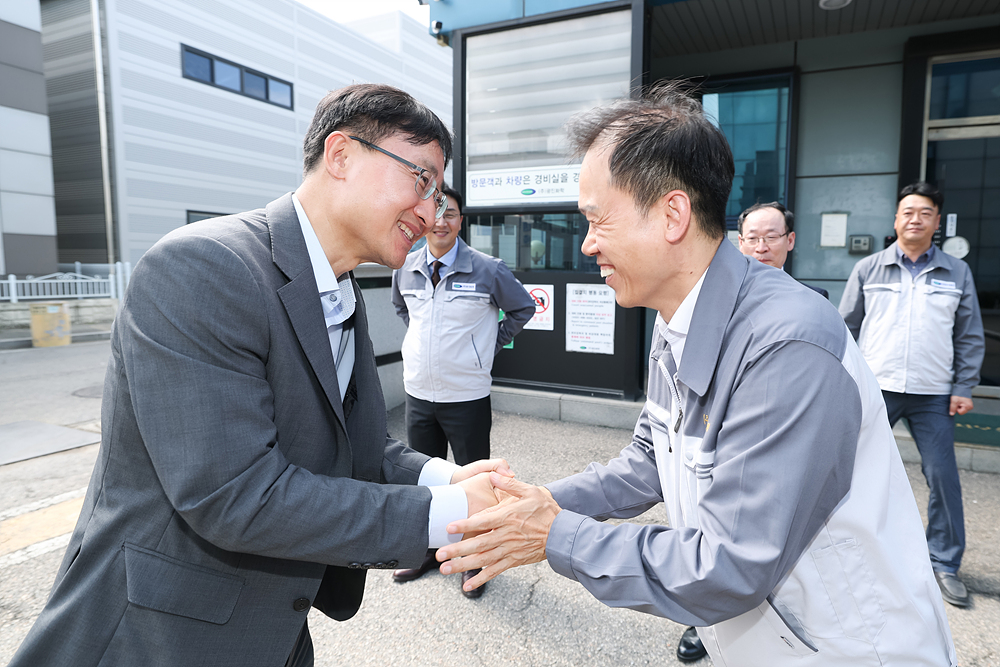 세정지원 대상 중소기업 현장 방문 이미지3