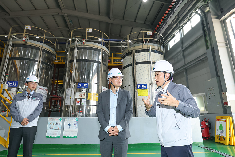 세정지원 대상 중소기업 현장 방문 이미지1