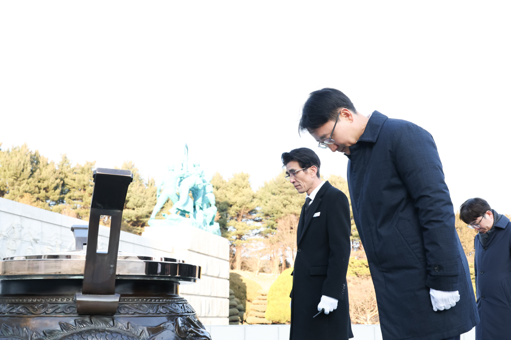 2026년 새해 국립대전현충원 참배 이미지4